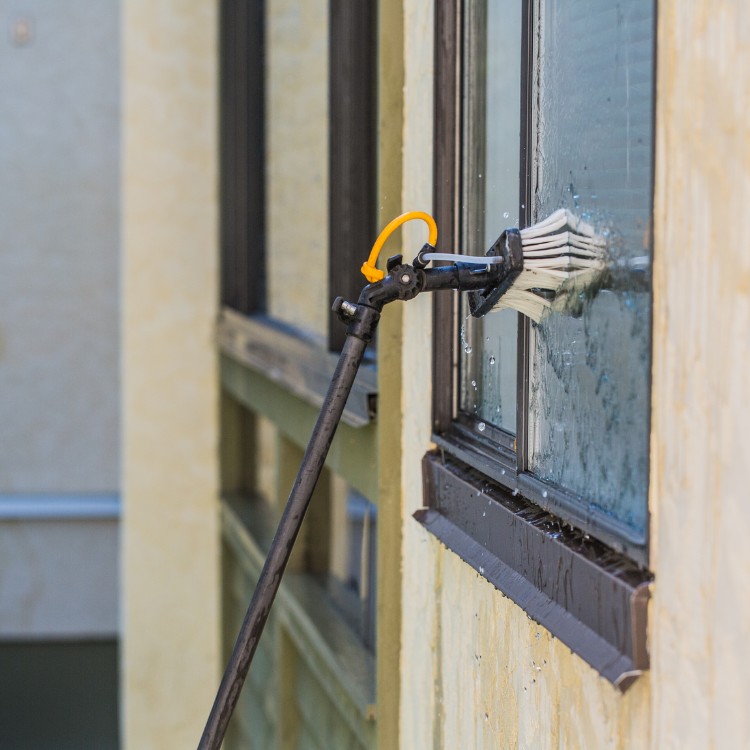 Glass and Window Cleaning in Temple Hills, MD